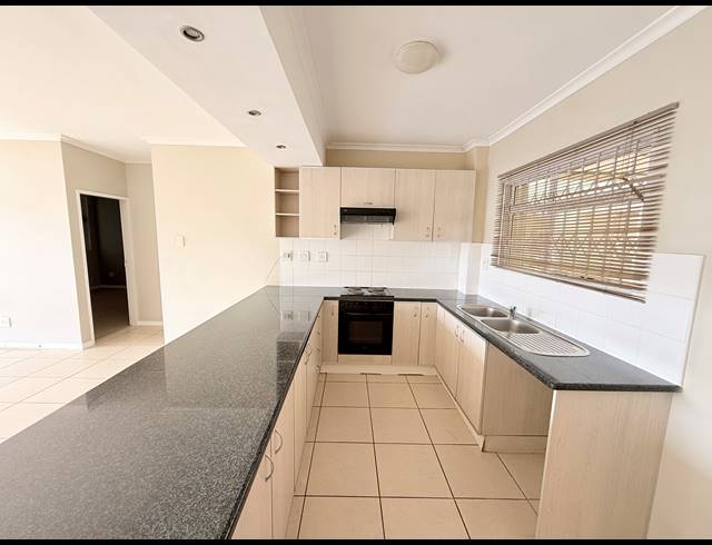 2 BEDROOM APARTMENT TO LET IN UMHLANGA RIDGE